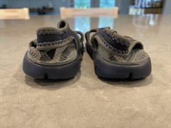 Nike Sunray Kids Sandals Navy Gray Size US 4C EUC 344636