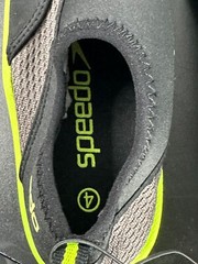 Speedo Kids Black and Yellow Surfwalker Pro 2.0 Water Shoes Size 4 USA NEW