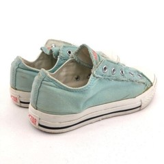 Converse CTAS Low Laceless Slip on Skate Sneakers Kids Youth Size 2 EUR 33.5