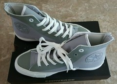 Chuck Taylor Zip Back Hi – Gray – Size 5.5/Euro 38)