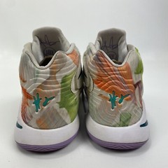 Nike Kyrie 2 GS Easter 826673–105 White Jade Lilac Sneakers Shoe 6Y Women’s 7.5