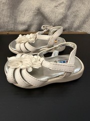 healthtex White Silver Flower Strap Sandals Hook & Loop Unisex Kids US 3