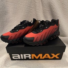 Nike Air Max DN8 GS Black University Red Mesh Sneaker Size 6Y/7.5 women’s