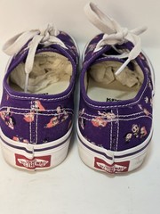 Size 3.5 Juniors- VANS x KPop Demon Hunters Authentic – Purple