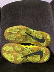 Nike Little Posite One Mid Volt Yellow CW1593-702 Youth Size 6.5Y
