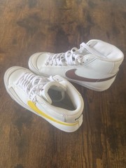 Nike Blazer Mid 77 White Brown Mocha Pecan Vivid Sulfur Yellow 5.5Y Or 7W