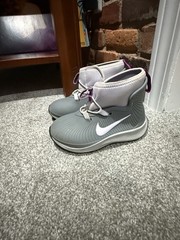 Nike Binzie Waterproof Rain Boots Sneakers Youth Size 10c Gray Purple BQ5381-003