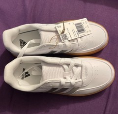 Adidas Breaknet 2.0 K – Size 2.5 Kids Sneakers – New With Box – No Box Lid