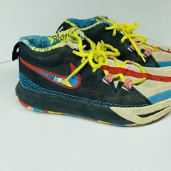 Nike Kyrie Flytrap VI SE (GS) Distressed BBall Shoes ~ FD0215-001~Youth Sz 4.5Y