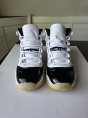 Jordan Air Jordan 11 Retro High Top White/Black Sneaker 6Y 378038-170