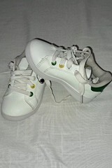 Snoopy Peanuts Cerda Sneakers Size 10 Kids Shoes Charlie Brown Woodstock White