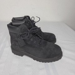 Timberland Big Kid’s Size 5 Premium Classic Waterproof 6-Inch Boot Black Nubuck