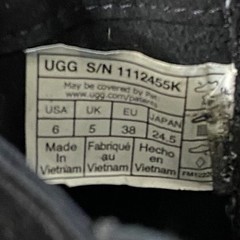 UGG Bolden Weather Boots Big Kid 6 Unisex Black Chelsea Ankle Waterproof Slip-On