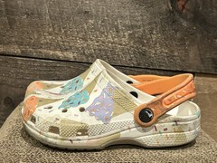 CROCS Ice Cream Print Size J1 Sprinkles with PVC Shoe Charms Gently Worn