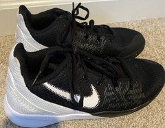 Size 6Y – Nike Kyrie Flytrap 2 Low Black White