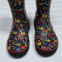 Bogs Construction Vehicle Print Rain Boots Size 2 Big Kids