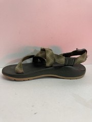 Chaco Ecotread Youth Kids Sandal Size 4 Green Beige Brown Adjustable Straps