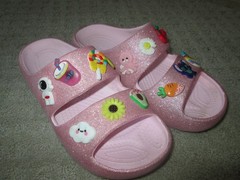 Crocs Glittery Pink Iconic Classic Slide Sandals Kids J4 Comfort Straps + Charms