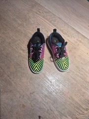 Heelys Pro 20 Zebra Print Skate Shoes Black Rainbow Youth 1 Multicolored