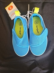 Nwt Kids Cat & Jack Turquoise Beach/ Shower/ House Shoes Kids Size Small 5/6