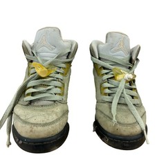 PREOWNED Nike Air Jordan 5 Retro (GS) 440888-300 Size 5y