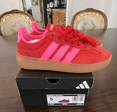 adidas Barreda Decode J Kids Sneaker Red/Pink Suede US 5 EU 37 1/3 JR0759