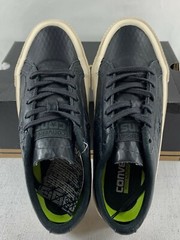 CONVERSE Youth/Junior Unisex One Star Leather OX Sneakers Size Men 3 Women 4.5