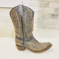 Corral Teen A1029 Youth 4.5T Distressed Black Leather Wings Cross Snip Toe Boots