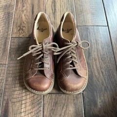 Dr. Martens PN06E Brown Leather Lace Up Shoes Kids Youth Size US 5 UK 4 Portugal