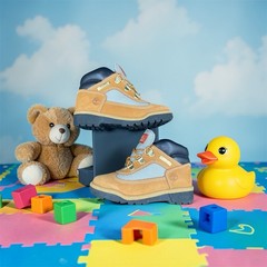 Timberland Toddler Field Boot Wheat Size 10M Lace Mid w/ Box Gently Used