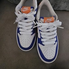 Nike Dunk Low ‚University Blue‘ sneakers with white, blue, orange #basketball
