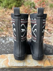 Pendleton Child’s Boots Size 11-12 Lost Trail Mid Boot Black w/Bears New In Box