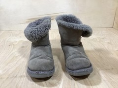 Ugg Australia Boot Bailey Button Gray Kids Ugg Bailey Lined Unknown Size 9″ Long
