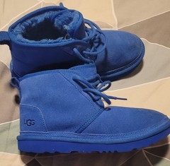 UGG Neumel Chukka Boots women’s size 6 Blue Suede Wool Lined Treadlite