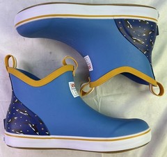Xtratuf Kid’s Ankle Deck Boots-Light Blue/Whale Pattern-Size: 6