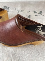 Samhall Trolls Clogs 4.75 x 2 in Sweden Doll Clog Wooden Slip On Brown