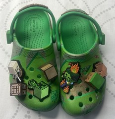 Minecraft Crocs Size C11