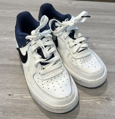 Air Force 1 LV8 1 GS MIDNIGHT NAVY WHITE BLACK CK0502 400 SIZE 4 Youth 4Y