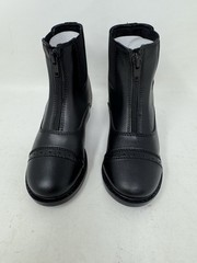 New TuffRider Starter Front Zip Paddock Boot Youth Size 11 Black