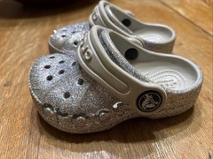 Crocs Classic Glitter Silver Clog Sandals Unisex Kids. Size C5