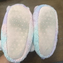 Bear Slippers Kids Size 6.5 Multicolor Tie Dye Fuzzy Plush Cozy Slip On Cute