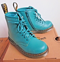 NEW Dr. Martens 1460 US 10 Core Kids‘ Lace Up Teal Green Combat Boots Side Zip