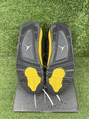 Size 6 (GS) – Jordan 4 Retro 2023 Mid Thunder DS NEW