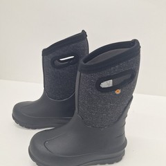 Bogs Neo-Classic Boots Youth Size 12 Black Waterproof Insulated Snow Winter