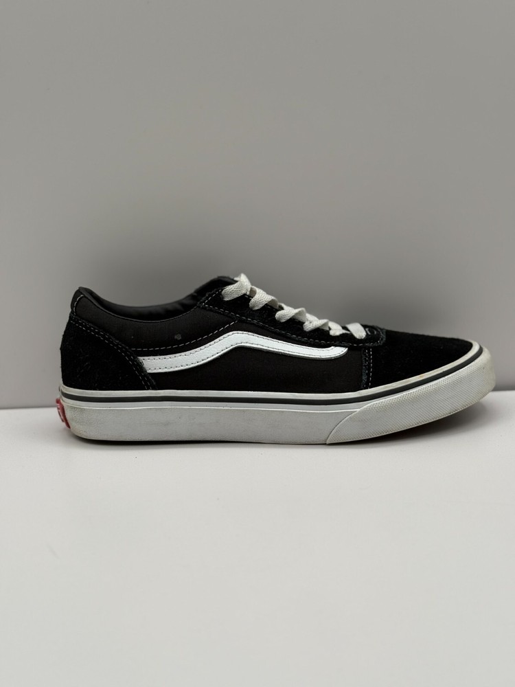 Size 5.5 – Vans Old School Black White Suede Low Top Lace up Sneaker 508731
