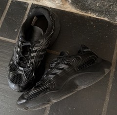 ADIDAS ORIGINAL OZMILLEN BLACK ON BLACK SHOES KIDS YOUTH PULL ON SZ 3