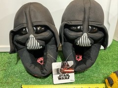 Star Wars Darth Vader 3D Soft Plush Slippers House Shoes Kids Size: L 3-4 New