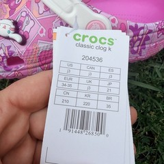 🧸 Crocs classic clog With Tags 🏷️ Hello Kitty Size J3