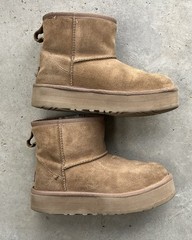 UGG Classic Mini Platform Boots Girls Youth Size 3 Chestnut
