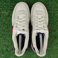 Nike Sneakers Kids 5Y White Air Force 1 Low LV8 Chenille Swoosh AO3620-101